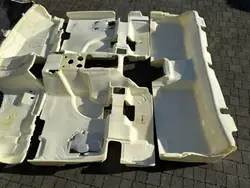 OEM 9831984180 Isolamento chão Peugeot 308 III