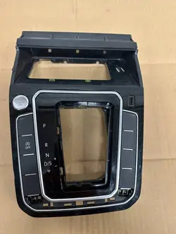 Marco de panel de cambios OEM 3G1864263A VW