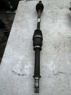 Höger drivaxel Renault Modus Clio III 1.2 16V OEM