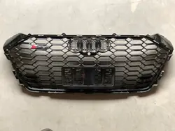 Bumperrooster OEM 8W6853651AM voor Audi RS5 Sportback