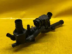 Carcasa de termostato VITO W447 W205 1.6 DCI R9MA500 A6262000115