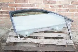 Audi A3 8P höger framfönsterram OEM 8P3837630