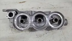 Base de boîtier filtre à huile OEM 22090277 Volvo FH4