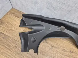 BMW F12 Tavaratilan uoma-kansi OEM 7228197 7228198