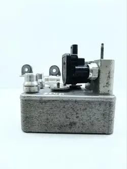 Refrigerador de óleo OEM A2978305403 Mercedes-Benz EQE