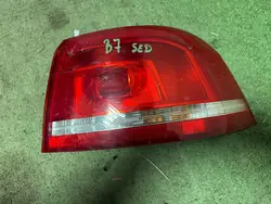 Luz trasera derecha VOLKSWAGEN PASSAT B7 11.10-