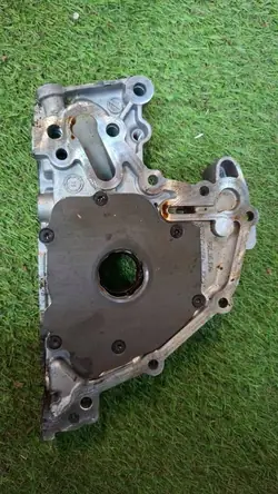 Pompe à huile Skoda Kodiaq OEM 05E115105A - Occasion
