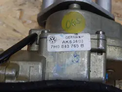VW T5 Multivan Schiebetürmotor links OEM 7H0843765B