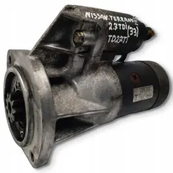 Käynnistin OEM 23300-6T001 Nissan Terrano II 2.7 TD:lle
