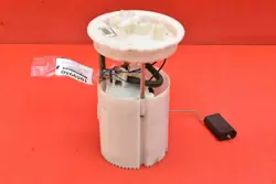 Polttoainepumppu OEM 31321091 Volvo S40 V40:lle