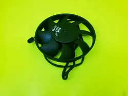 Jäähdyttimen Tuuletin Audi A6 C5 Passat B5 A4 B5 8D0959455R