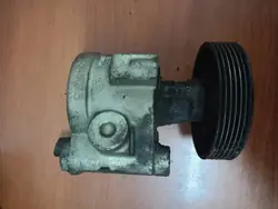 Pompe de direction assistée Renault 1.9DCI