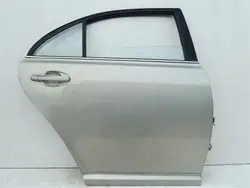 Puerta trasera derecha OEM 345REFF56qqQ11 Toyota Avensis