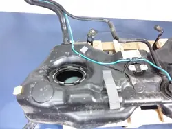 Réservoir à carburant Mercedes-Benz OEM A2124708601