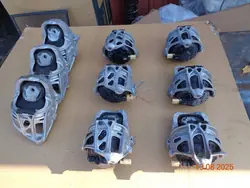 Audi Q7 4M 2018 Engine Mount Left Side OEM 4M0199371FF