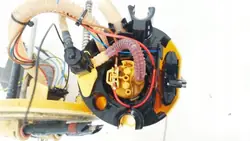 Pompe à carburant Ford Kuga OEM 8V419275AC 2008 2.0L