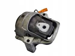 AUDI A4 A5 Moottorin kiinnike 8R0199381AE