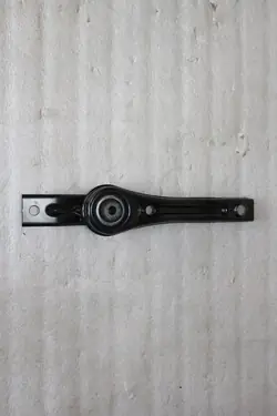 Vaihteiston kiinnike VW Golf 7