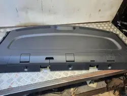 VW Tavaratilan hylly OEM 5C6863413 JETTA MK6 2016