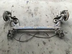 Poutre d'essieu arrière avec disques ABS OEM VW New Beetle