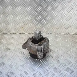 Soporte de motor izquierdo BMW 5 (F10) 2.0L Diesel 2016 OEM 6785601