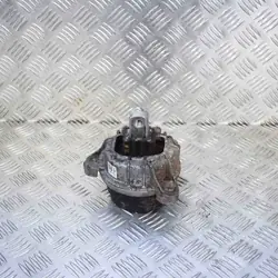 Motorsteun Links BMW 5 (F10) 2.0L Diesel 2016 OEM 6785601