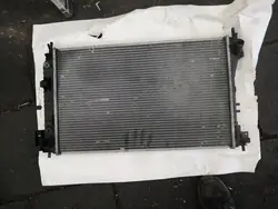 Radiador de agua Vectra C 2.2 16V Automático 63023A