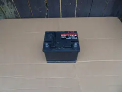 Batería OEM Marwoj881..48 12V 60Ah 510A Derecha +
