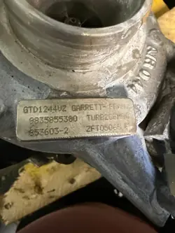 Turbo PEUGEOT 9835855380 1.5L diesel 2022
