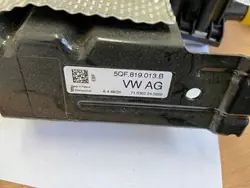 Lämmönvaihdin OEM 5QF819013B VW GTE/Audi e-tron