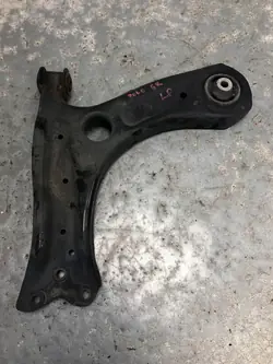 Volkswagen OE 6R0 407 151 E braccio sospensione