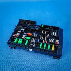 BMW X5 G05 LCI Strömfördelare OEM 61145A04502