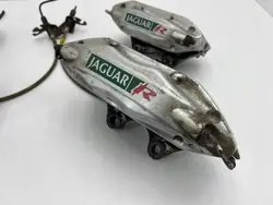 Kit disques et étriers frein OEM ENV1667 Jaguar XK8/XKR