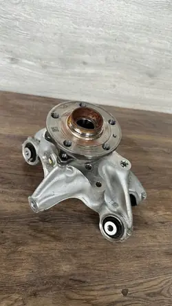 Snodo Posteriore Sinistro VW ID4 Skoda Enyaq Audi Q4 E-Tron 1EA435N