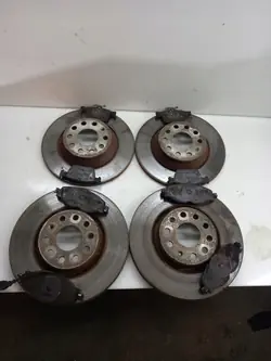 OEM 0986494660+0986479058 Remblokken & Schijven Voor