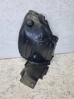 Mercedes-Benz C W205 Parafango anteriore sinistro