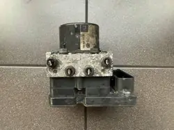 Bomba ABS OEM 1K0614117H - Unidade de controle usada