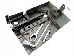 Domkraftsförvaring Mercedes C-klass W203 OEM A2038900061