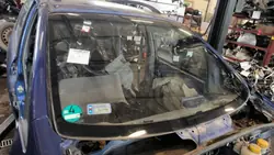 Pare-brise avant DAEWOO OEM - État utilisé