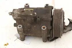 Ilmastointikompressori Ford FIESTA MK7 1.4 TDCI