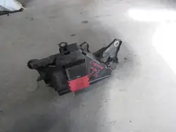 Pince de borne positive OEM HWP6260 pour Mercedes-Benz