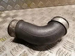 Mercedes-Benz E W211 Intercooler-Schlauch