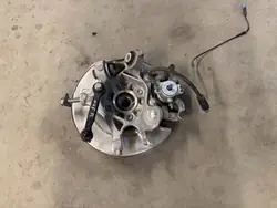 Moyeu Roue Arrière BMW OEM 8836100 - État Utilisé