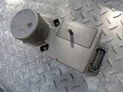 Centrale vergrendelingspomp OEM 1H0962257C voor VW Golf 3