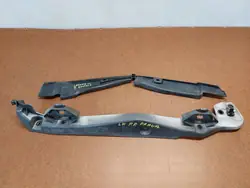 RENAULT LAGUNA III Höger Skärm Fäste 901260001R