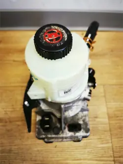 Pompe de direction assistée RENAULT TRAFIC IV 2.0 DCI 491108485R