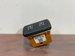 Subaru USB-Anschluss OEM 86257XC540 - Gebraucht
