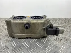 Jeep OE FOB31571 Brandstofffilter behuizing - Gebruikt