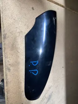Tampa de trilho de tejadilho dianteira direita OEM 254662 - Daihatsu