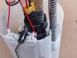 Pompe à carburant OEM 170401KB0A pour Nissan Juke 1.5 dCi